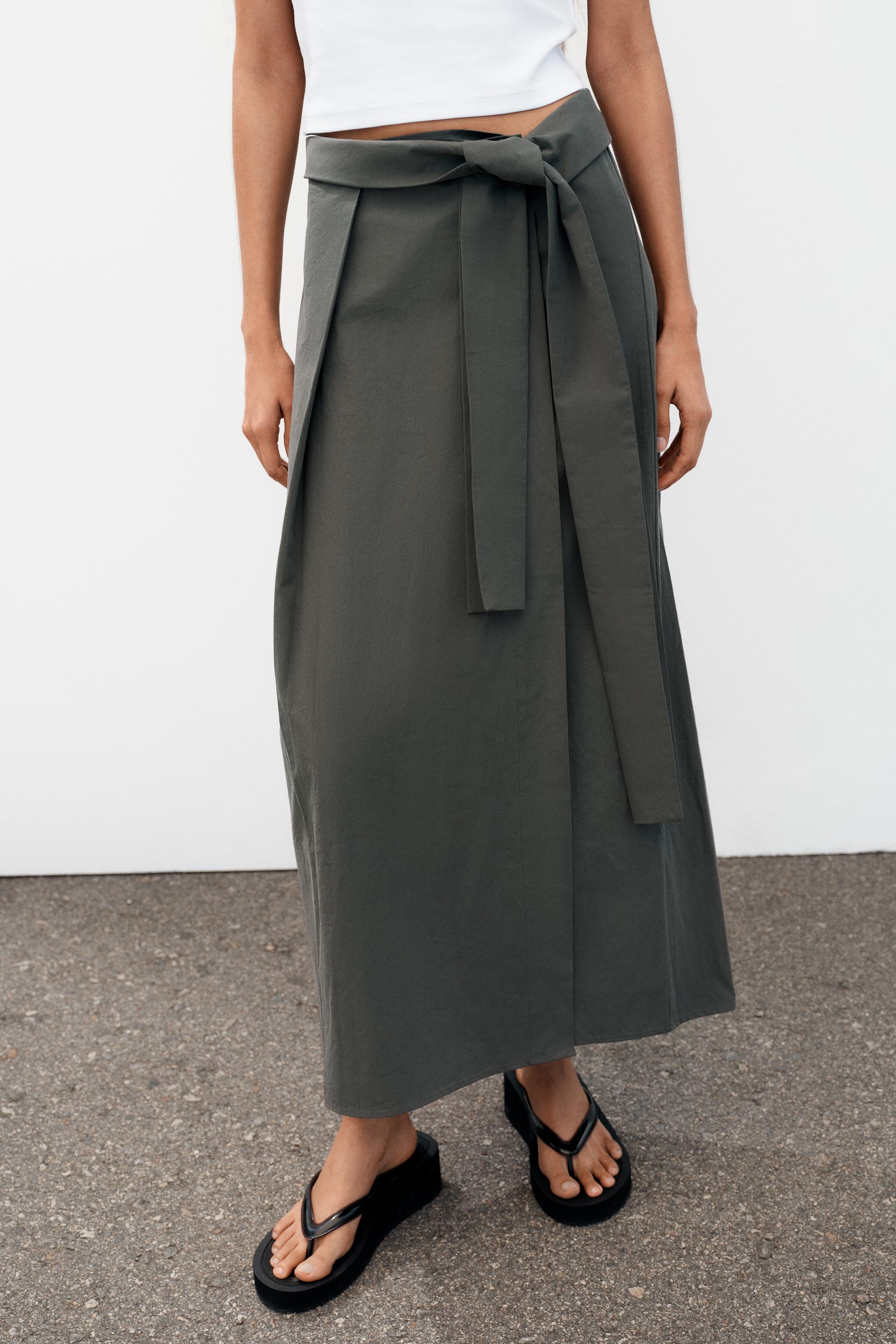 WRAP MIDI SKIRT